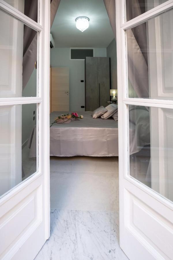 New In! Syrenuse At Santa Lucia Apartamento Nápoles Exterior foto